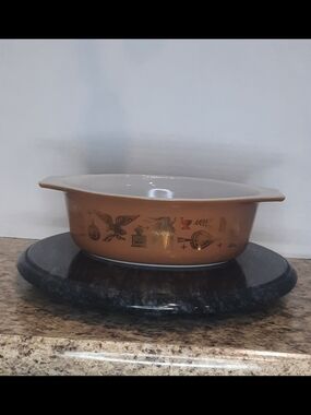 Pyrex Early American Casserole Dish